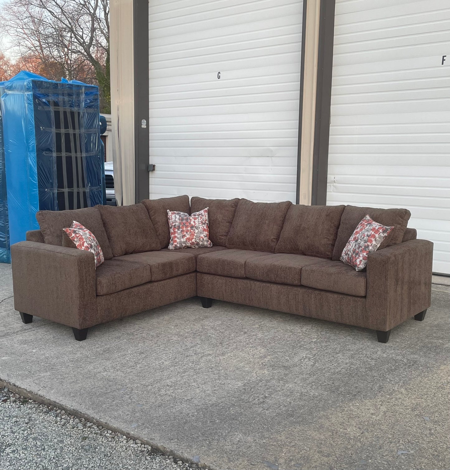 Brand New! Brown 2 Piece Sectional 🛋️